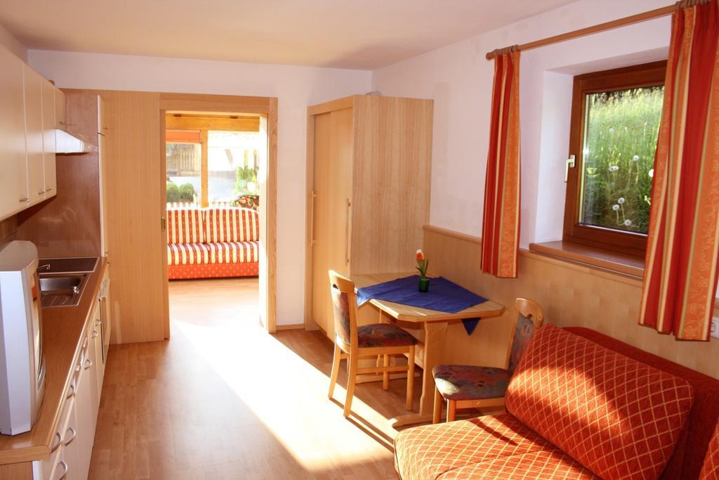 Ferienwohnung Saalbach Fieberbrunn Habitación foto
